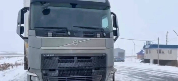 Пьяный водитель сел за руль грузовика в области Абай