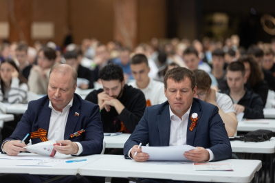 «Единая Россия» открыла регистрацию площадок «Диктанта Победы»