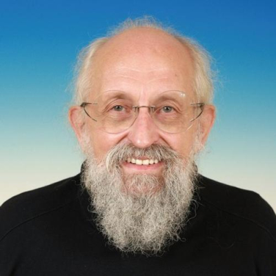 Депутат Вассерман: школьники массово уходят в колледжи из-за спроса производств