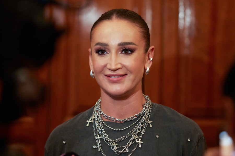Ольга Бузова рассказала, что восстановление после травмы протекает с трудом