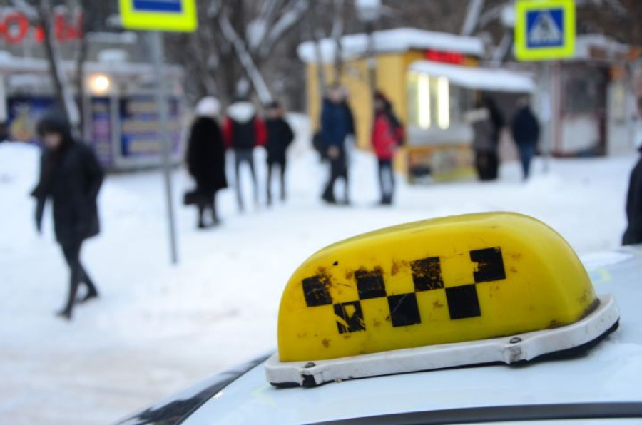 Такси в Набережных Челнах стало самым дорогим в Татарстане