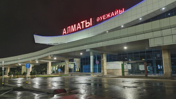 Самолет из Тель-Авива с казахстанцами на борту приземлился в Алматы