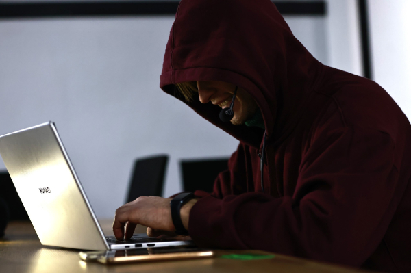 Мошенники развели жительницу Нижнекамска более чем на 2 миллиона рублей