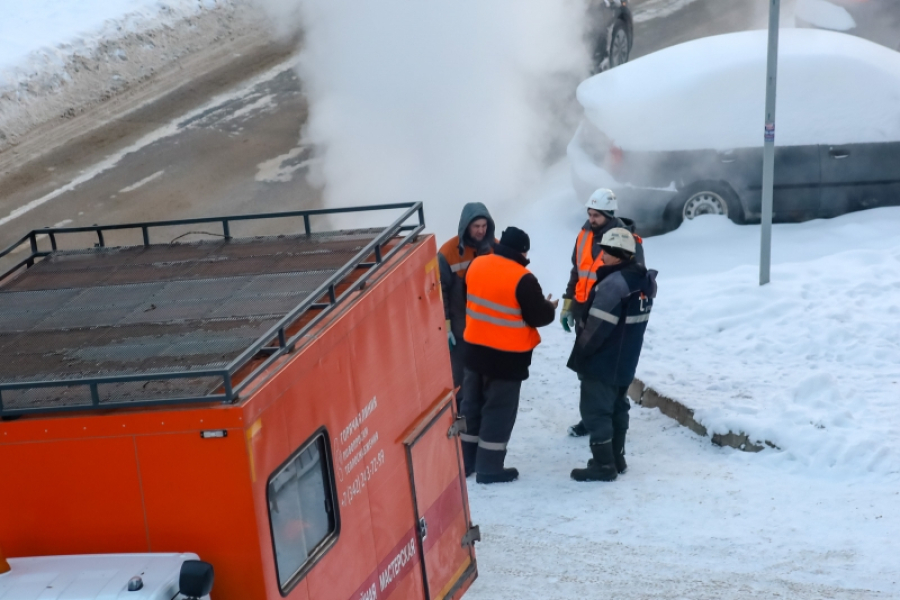 Более 100 домов остались без горячей воды в метель в Бердске