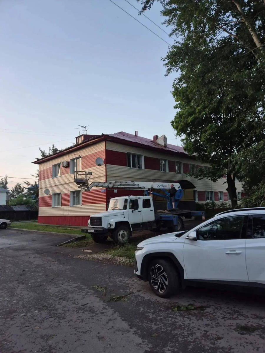 В Чистополе восстановили крышу дома, снесенную ураганом