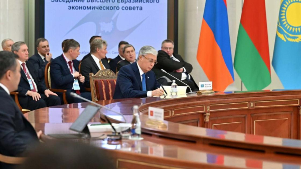 Токаев: ЕАЭС выступает стратегическим звеном, связывающим все евразийское пространство