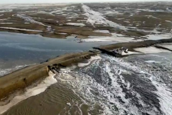 Вода пришла, откуда не ждали  