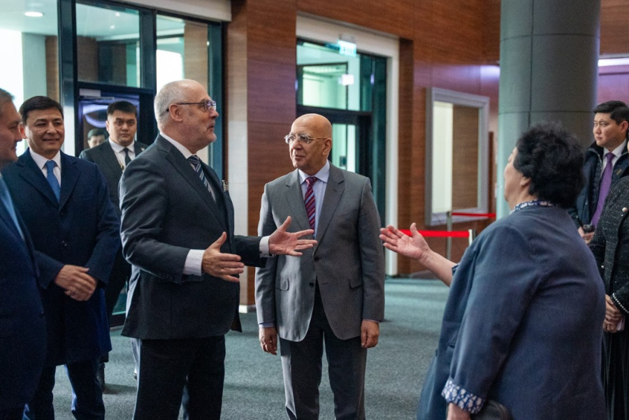 Президент Эстонии выступил перед студентами NU