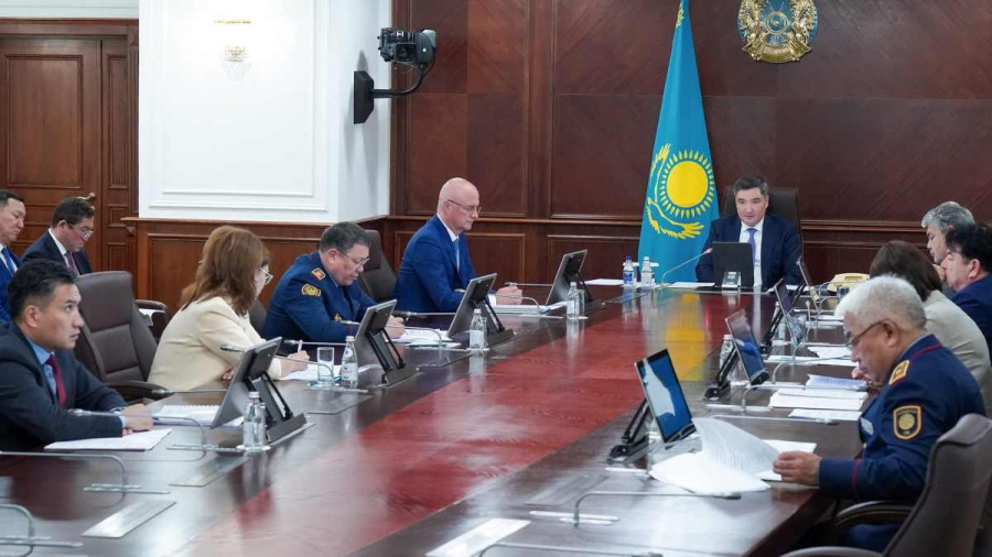 Олжас Бектенов поручил изменить подход к борьбе с наркотиками в Казахстане