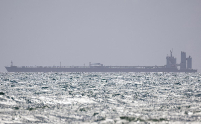 Bloomberg сообщил о потерявшем управление танкере с российской нефтью