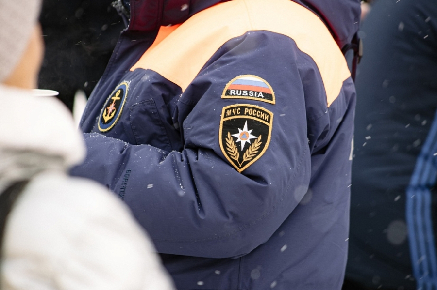 На Каме под Челнами спасатели эвакуировали со льда рыбака на трицикле