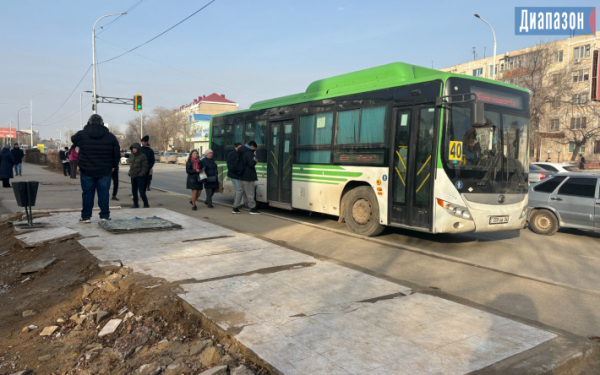 Почему снесли остановку на улице Есет батыра