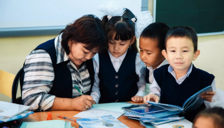 Казахстан готовит школы к цифровой эпохе