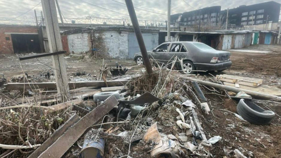 Несанкционированную свалку на улице Советской в Альметьевске