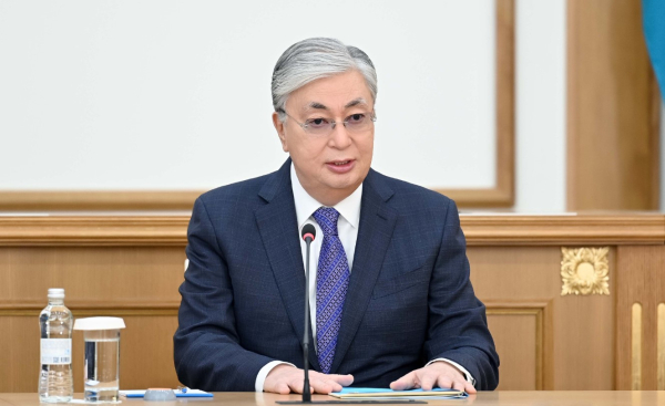 Токаев поручил провести полное расследование пожара со множеством жертв