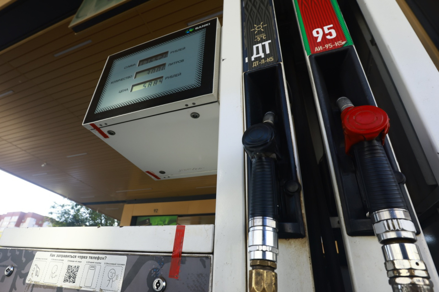 Рост цен на топливо ожидается в России из-за поздней весны и ремонтов НПЗ