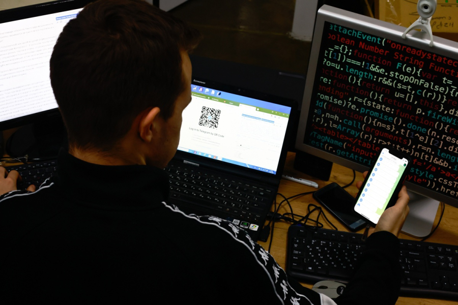 &laquo;Подруга&raquo; обманула женщину из Казани на 30 тысяч рублей