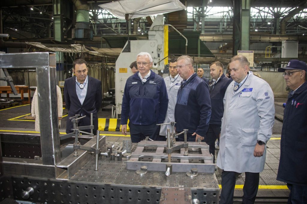 Глава «КАМАЗа» оценил новые обрабатывающие центры Литейного завода