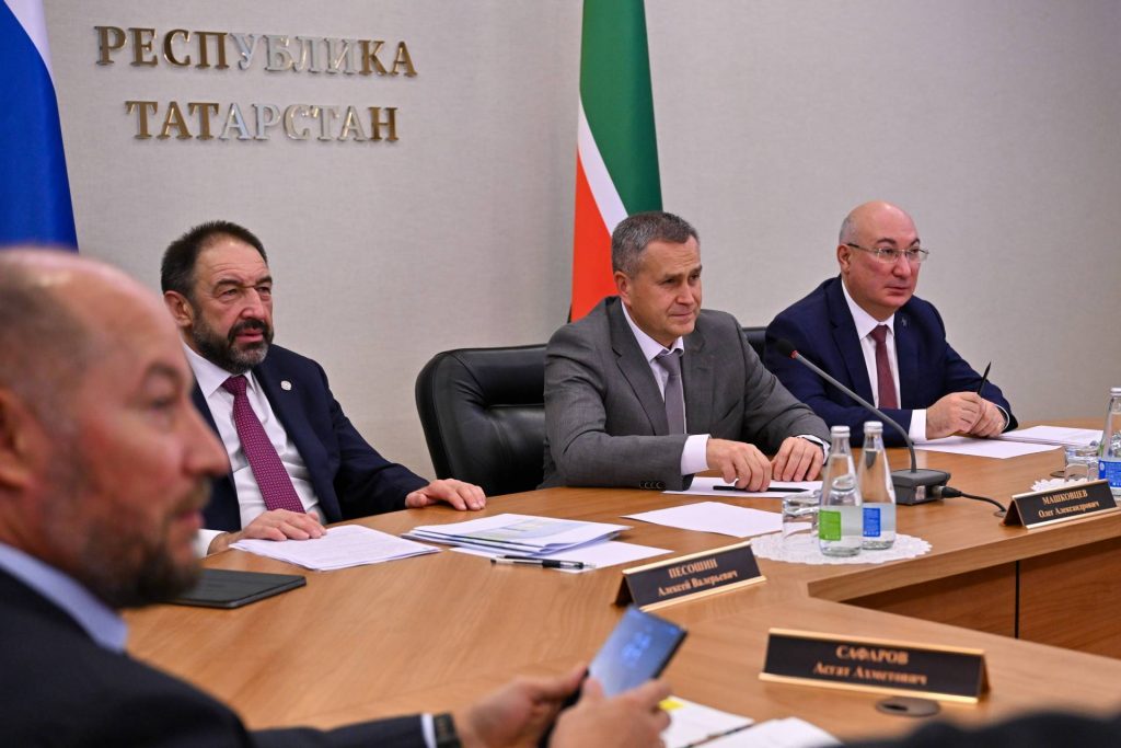 Песошин принял участие в совещании Комарова с высшими должностными лицами регионов ПФО