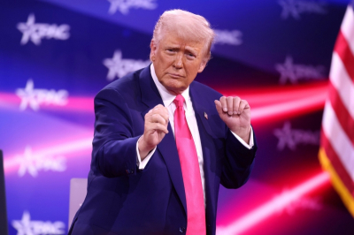 Трамп заработал более $2,2 млрд за год: рекорд среди президентов США