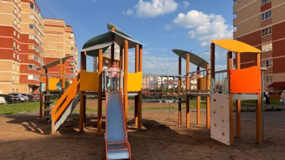 Благоустройство первого двора по программе раиса РТ "Наш Двор" завершили в Альметьевске 07/07/2026 – Новости