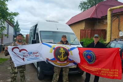 По запросу военных: казанские волонтеры доставили топливо в зону СВО
