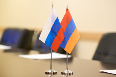 Оверчук: Армения может уйти в ЕС, но не за счет России