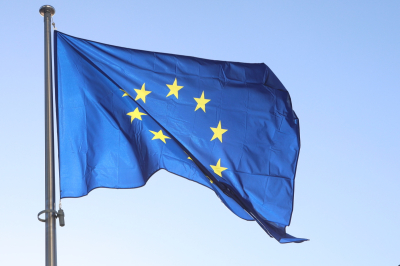 Politico: ЕС нашел способ профинансировать Украину в обход вето Венгрии и Словакии