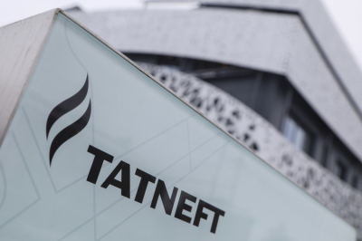 Чистая прибыль «Татнефти» в 2025 году упала на 42%