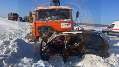 В Альметьевском районе "КАМАЗ" протаранил Renault, погибла автолюбительница 04/02/2026 – Новости